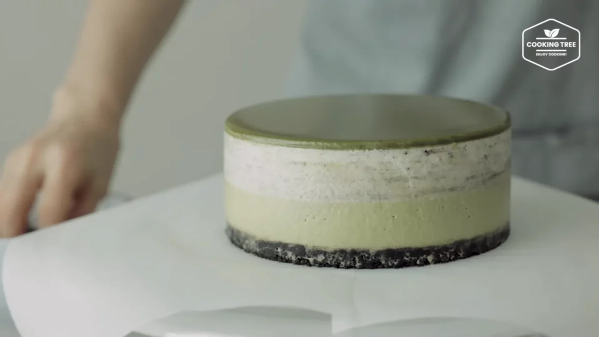 No Bake Green Tea Oreo Cheesecake