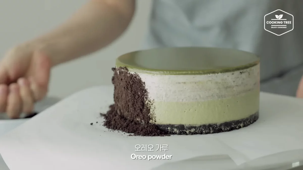 No Bake Green Tea Oreo Cheesecake