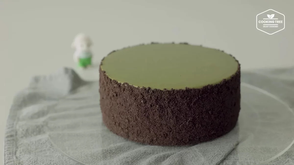 No Bake Green Tea Oreo Cheesecake
