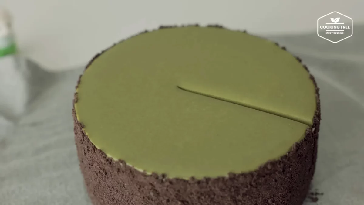 No Bake Green Tea Oreo Cheesecake