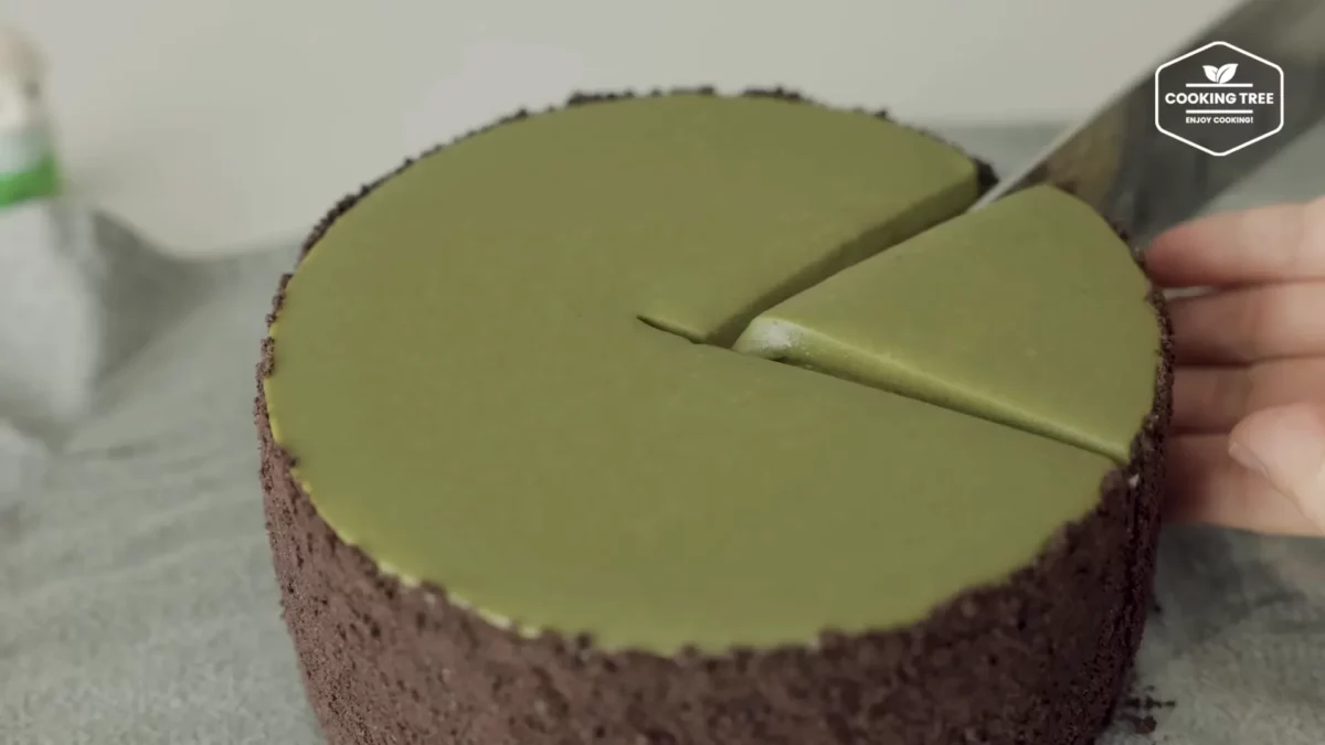 No Bake Green Tea Oreo Cheesecake