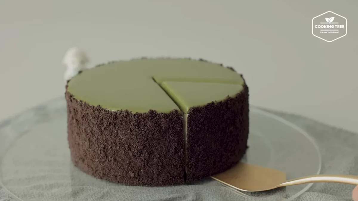 No Bake Green Tea Oreo Cheesecake