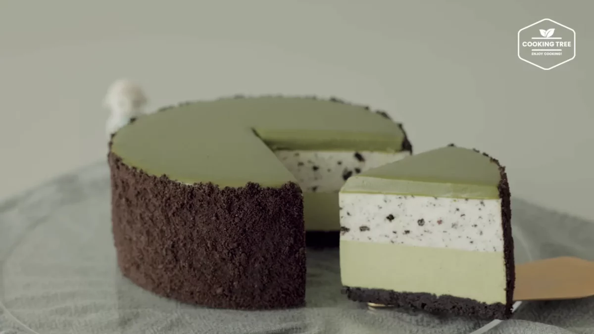 No Bake Green Tea Oreo Cheesecake