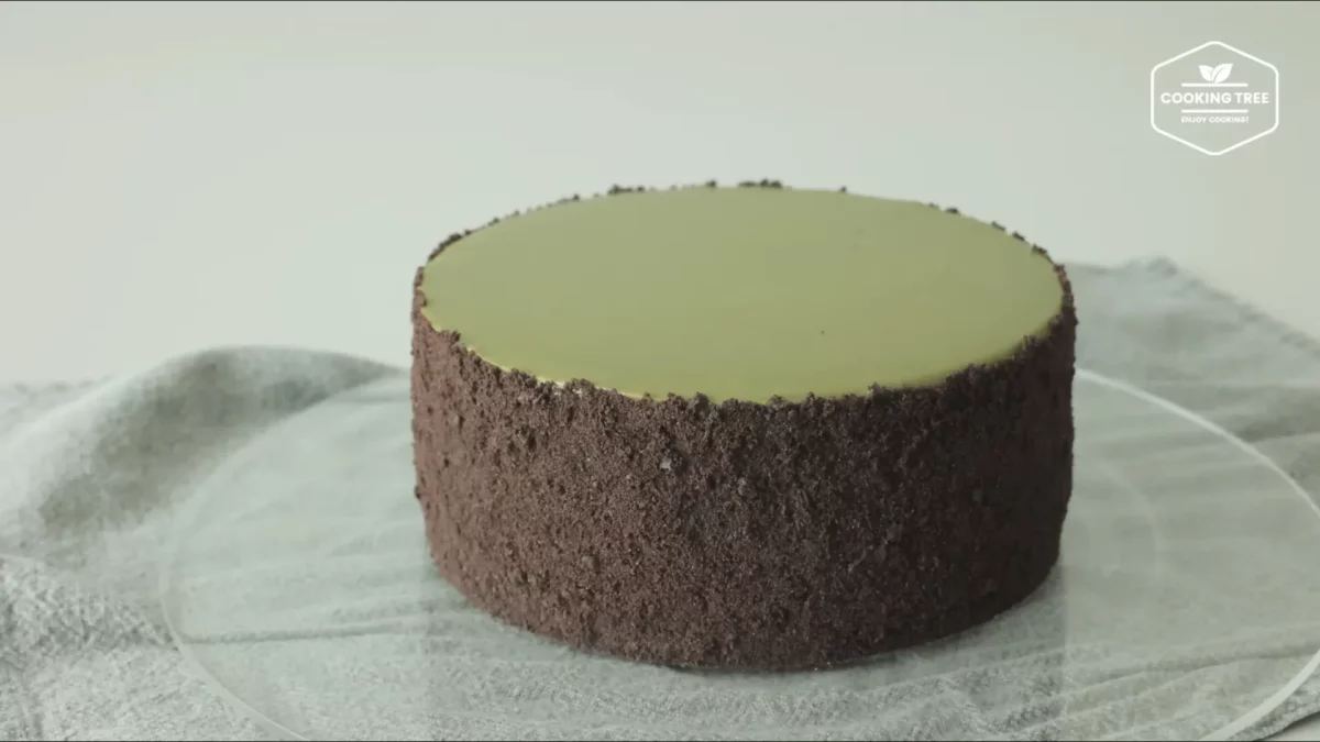 No Bake Green Tea Oreo Cheesecake