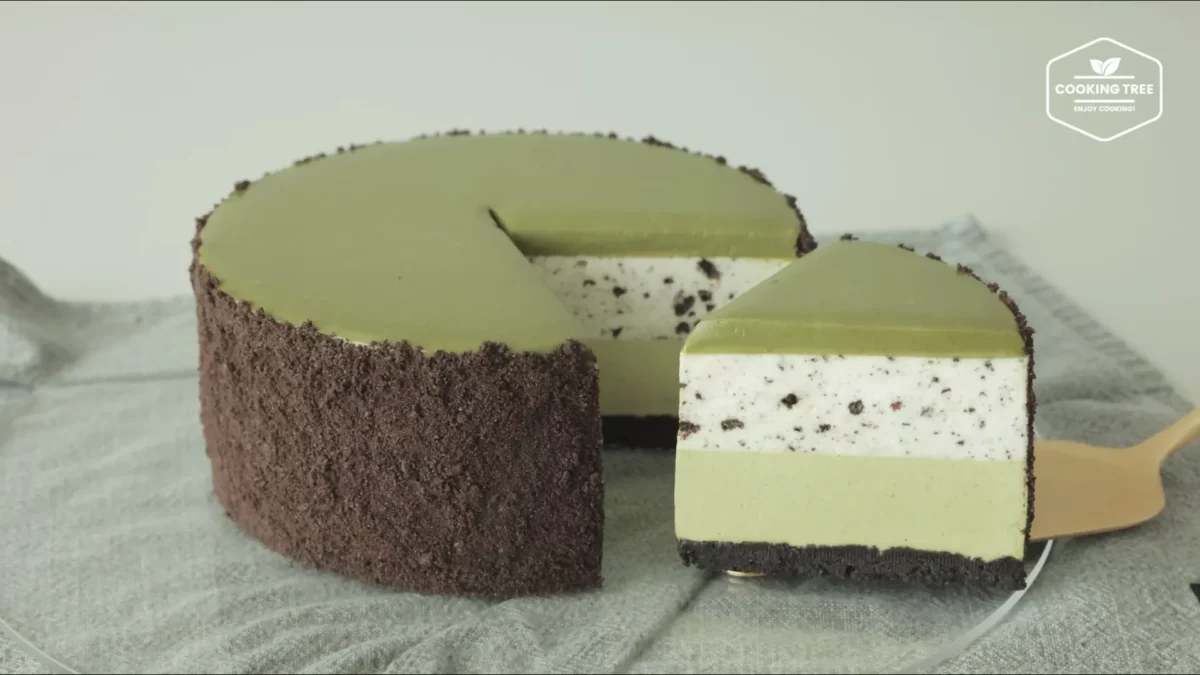 No Bake Green Tea Oreo Cheesecake