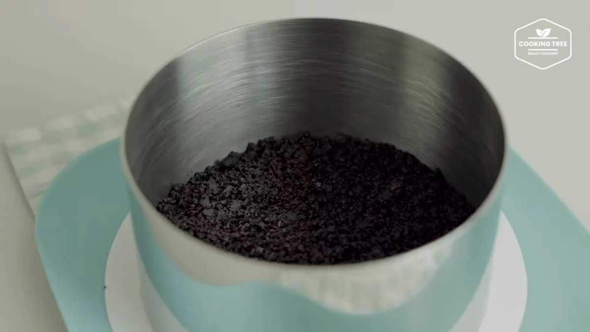 No Bake Green Tea Oreo Cheesecake