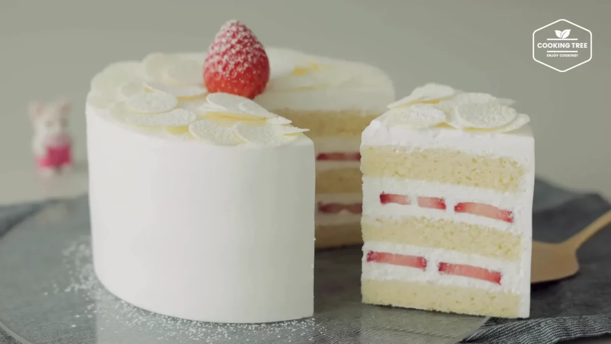 White Strawberry Cake Recipe