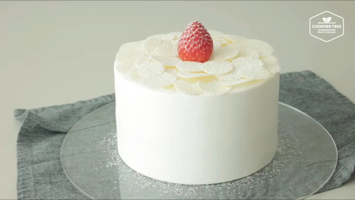 White Strawberry Cake Recipe