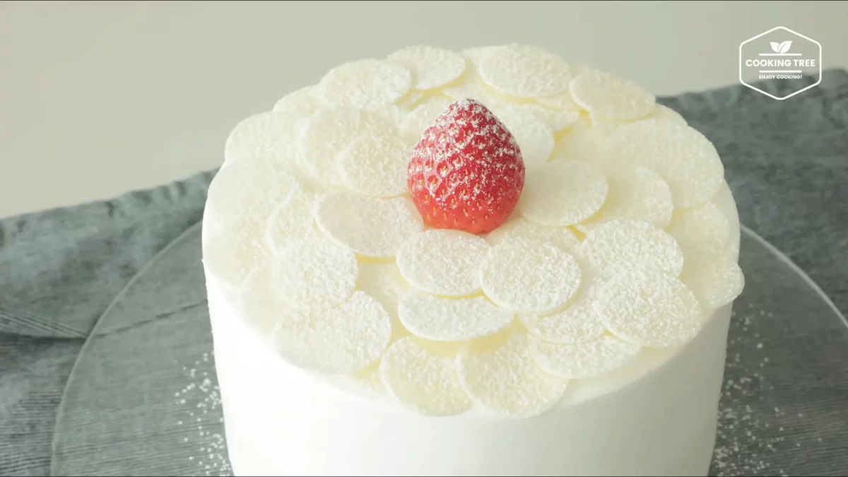 White Strawberry Cake Recipe