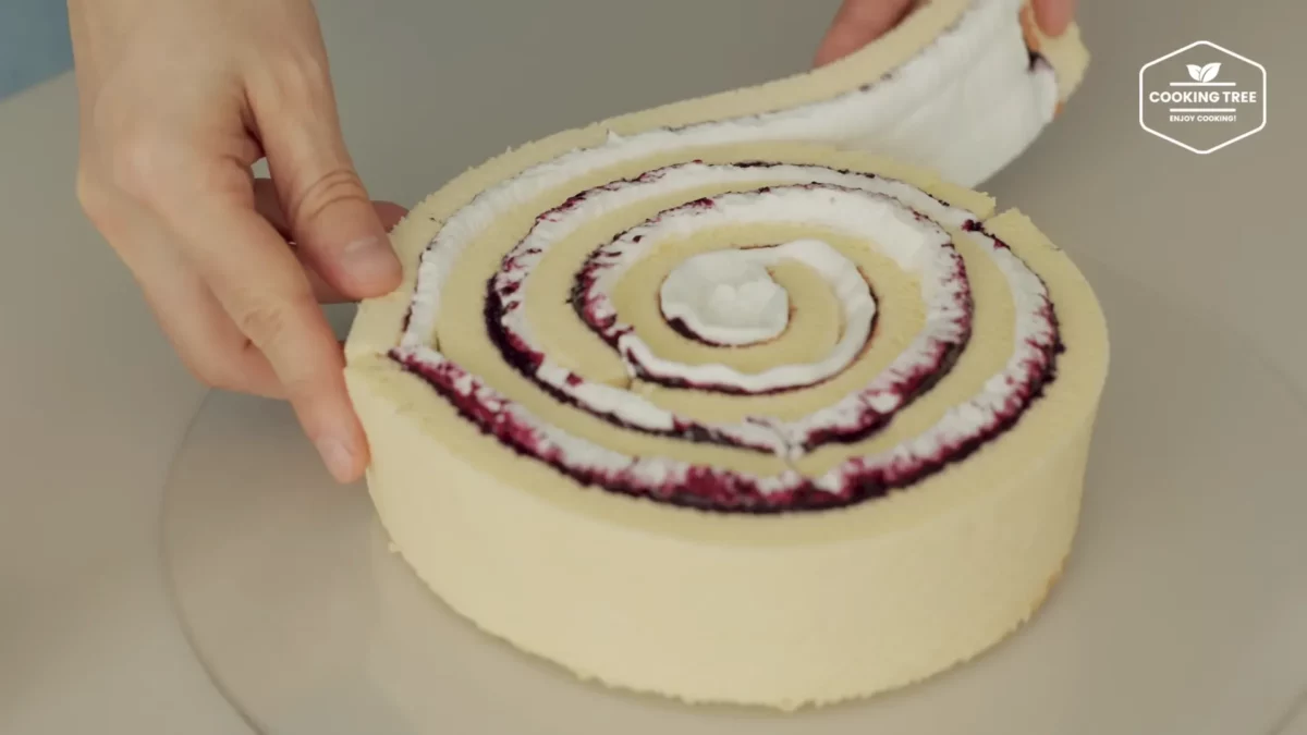 Blueberry Roll Cake Cheesecake Recipe