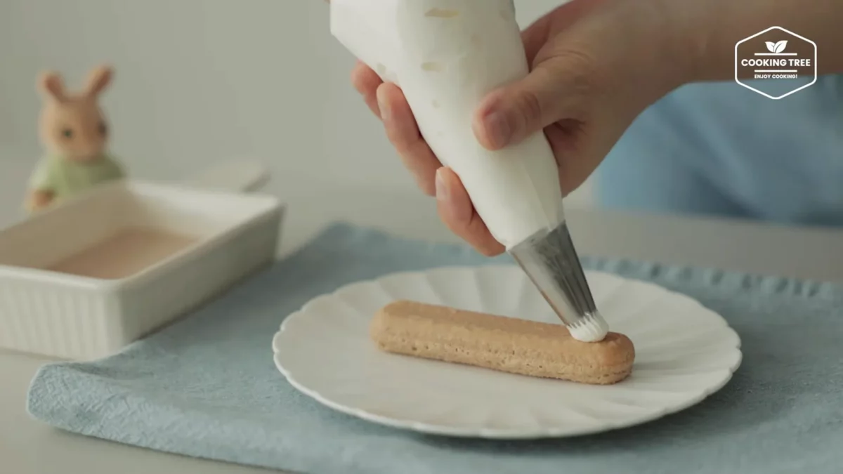 Easy Lady Fingers Dessert Recipe