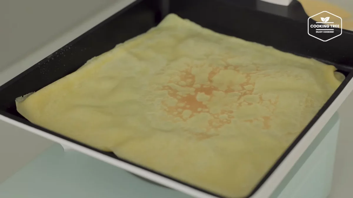 Fruit Crepe Roll Cake Recipe