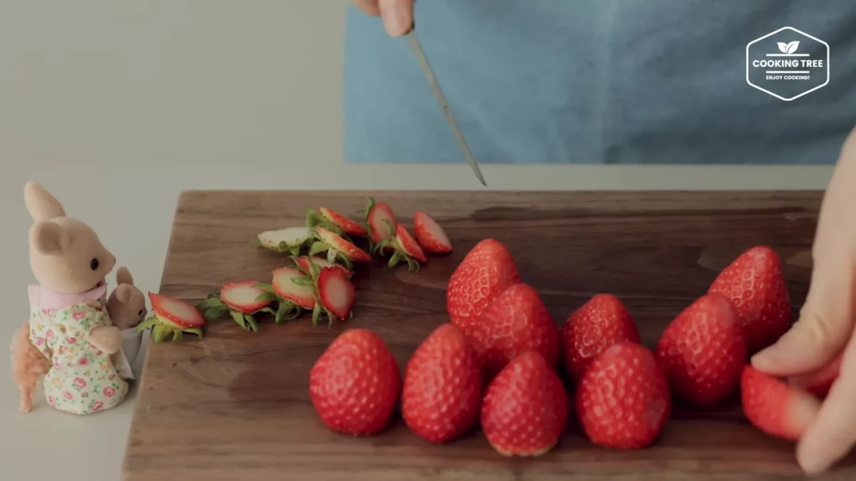 Fruit Crepe Roll Cake Recipe