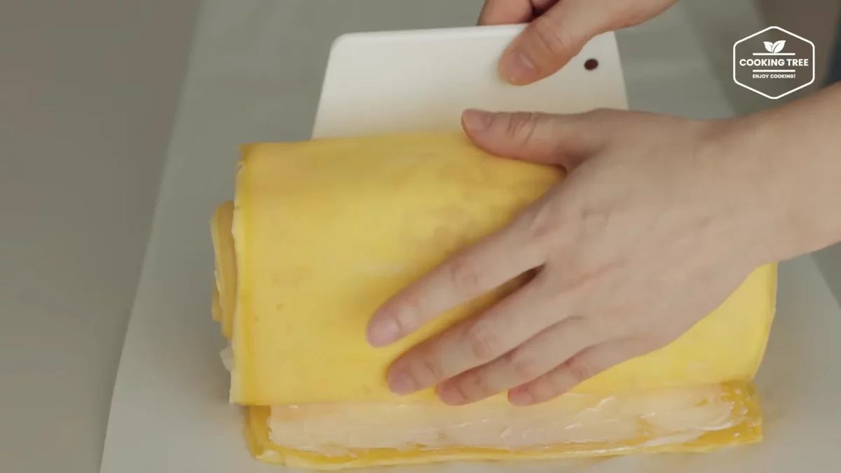 Fruit Crepe Roll Cake Recipe