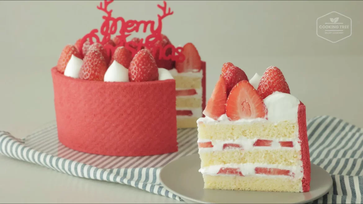 Christmas Strawberry Cake Recipe